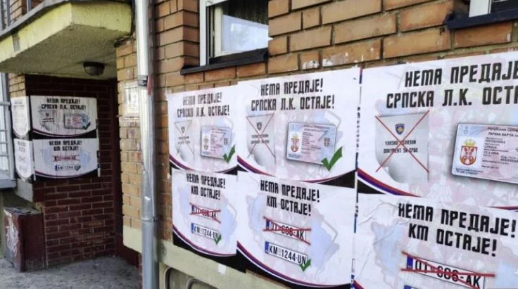 Postboards to the north appear against the Targat decision and documents