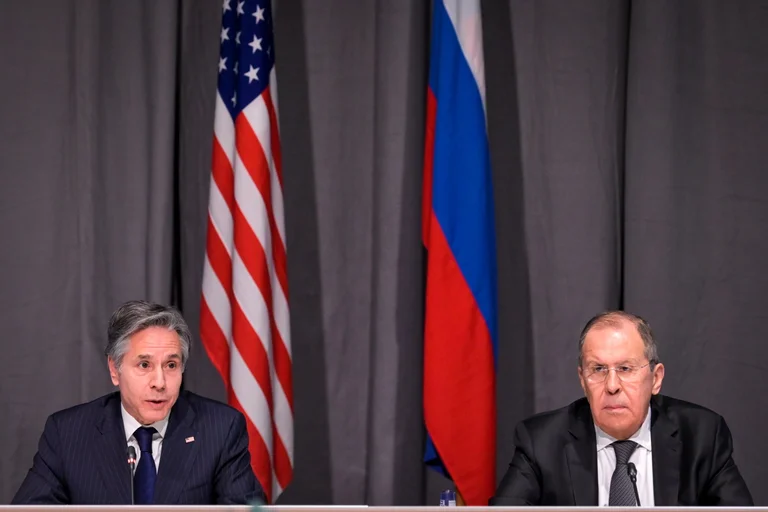 Blinken talks on the phone with Lavrov about the exchange of prisoners