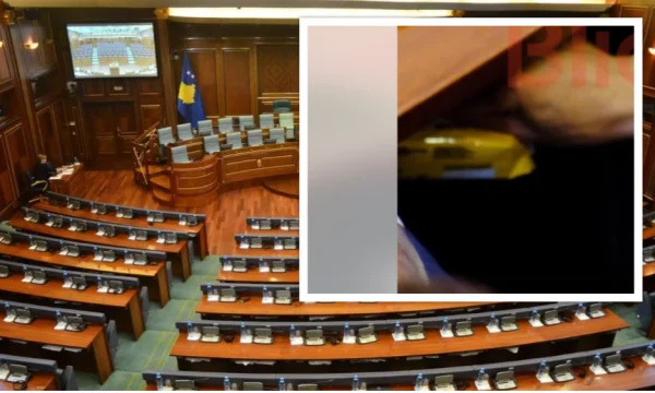 VV deputy secretly eats cookies at the Assembly session, quietly makes them sound