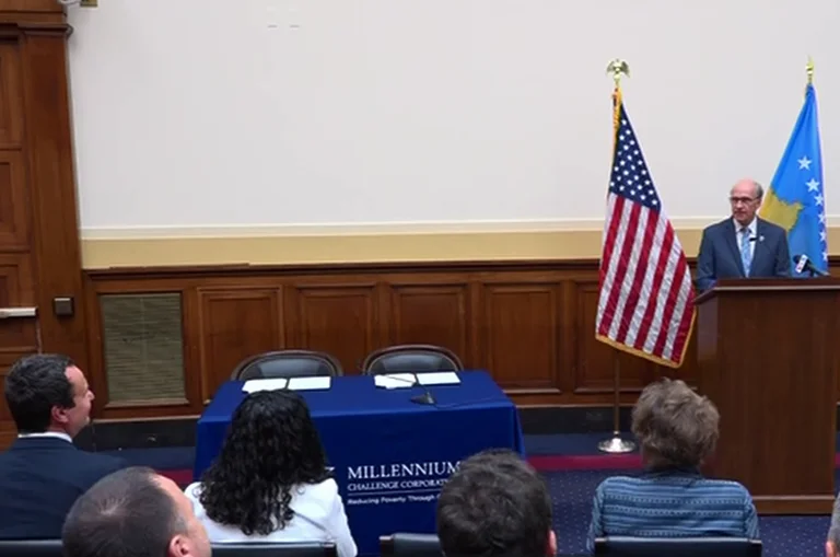 Congresso americano: Il Kosovo è uno degli Stati Uniti più potenti