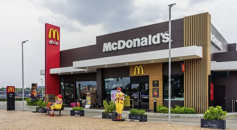 McDonald's raises the British Cheeseburger award for the first time in 14 years
