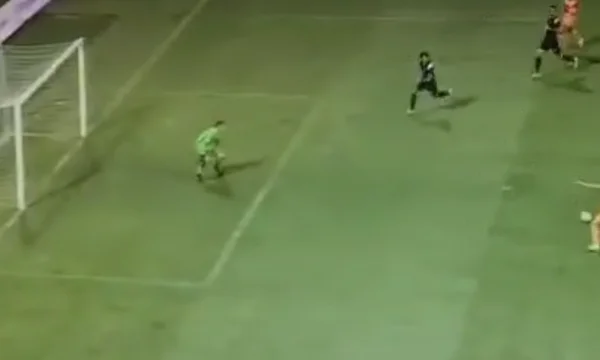 Ermal Krasniqi était seul avec le gardien.