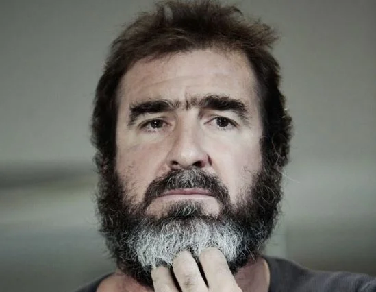Eric Cantona: Non mi importa del mondo. Il Qatar non è il calcio, sono soldi.