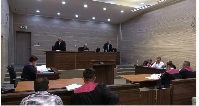 Testimonianza testimone ancora essere vietata in caso di processo di corruzione contro l'ex segretario dell'MI