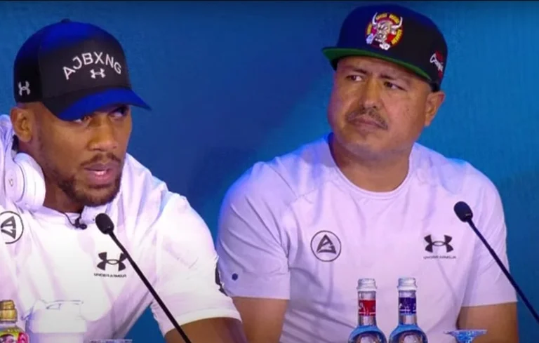 Joshua bezieht sich, warum er Robert Garcia als Trainer wählte, auch erwähnte die erschreckende Meche mit Usyk