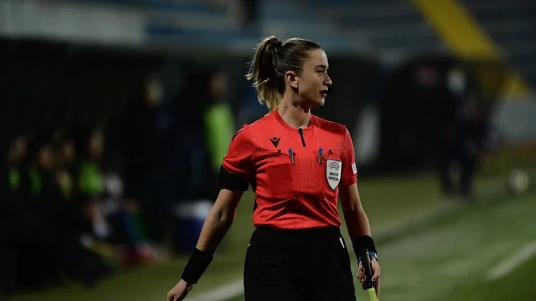 Il giudice albanese Erinda Kume prima nelle finali del Campionato Europeo