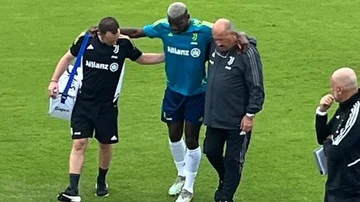 Pogba juventos in der Ausbildung, hat Probleme mit dem Knie