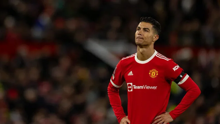 United prêt à laisser Ronaldo s'enfuir en prêt.