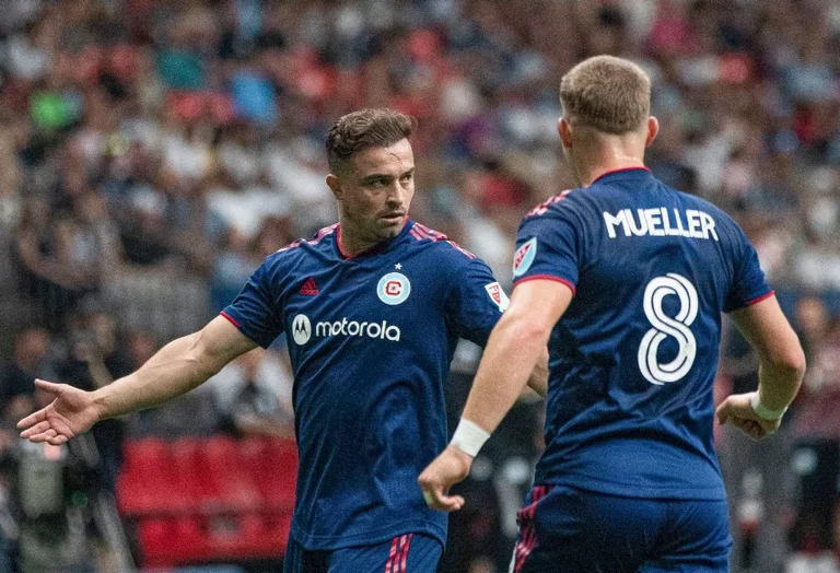Non è molto comune, ma Shaqiri ha segnato gol magici con il suo diritto.