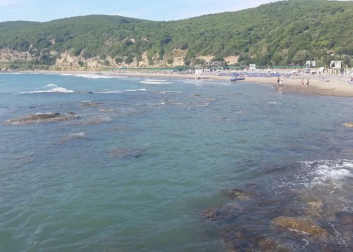 Bere molta acqua di mare, risparmiare 10 anni sulla spiaggia di Cavaja