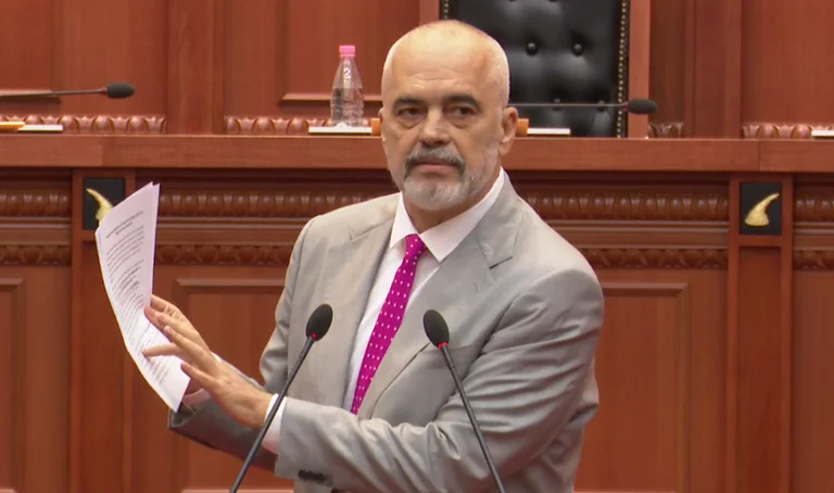 Rama s'oppose à l'opposition pour le Kosovo : vous avez coincé le couteau dans la poitrine de Thaci et l'UCK