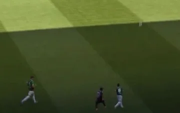 Es gilt unter den besten Zielen des Jahres, was ein Versprechen des Balls