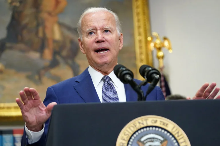 Biden signs order against ban by American citizens abroad
