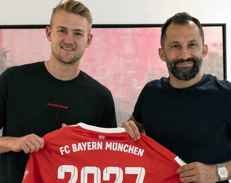 Official: De League signé avec Baier