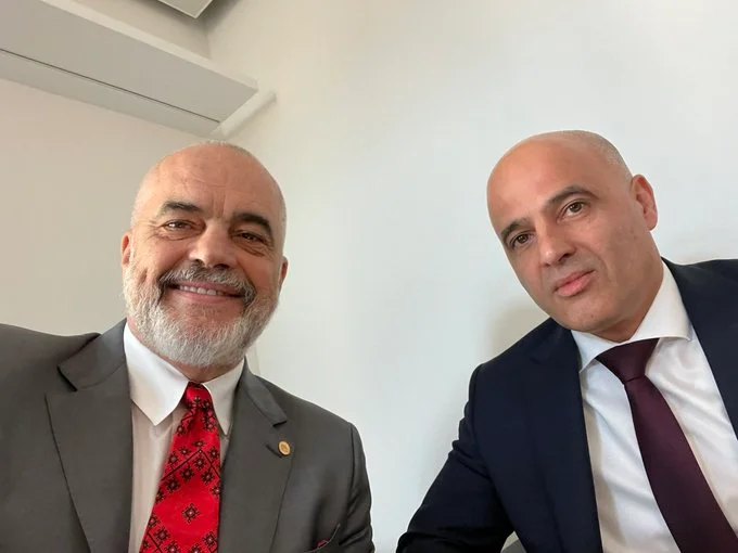 L'Albania dopo otto anni di status, e la Macedonia del Nord dopo 17 anni