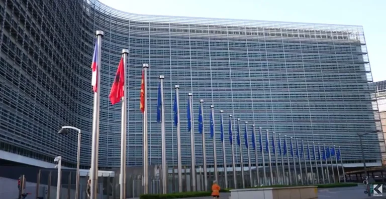 After opening negotiations, Albania's flag rises in Brussels (Video)