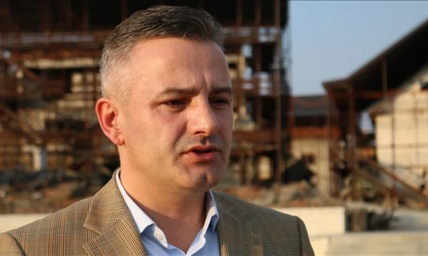 Djali i Hamëz Jasharit flet për arkivat e UÇK-së: S’ka arkiva, s’lejojmë ta humbim Kosovën në tavolinë