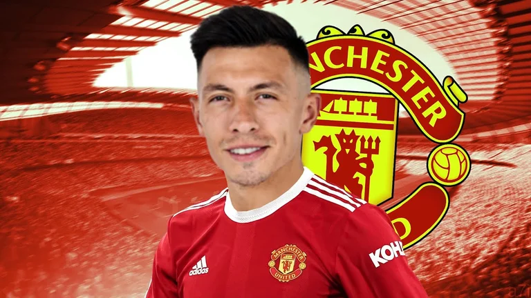 Official: Man United joins Lisandro Martinez