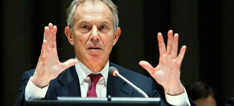 Tony Blair: La era del dominante occidental está llegando a su fin