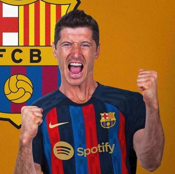 Officiel: Barcelone annonce le transfert de Robert Leandowski