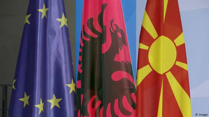 What is French proposal that paves the way for Albania's EU membership, RMV