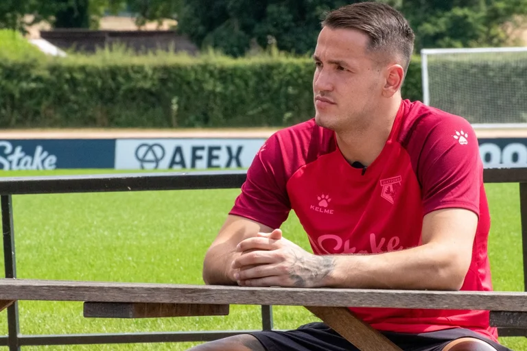 Great man, debuto with assistant for Watford