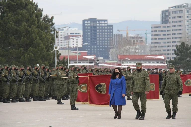 Diez de misiones diplomáticas, pero sólo siete agregados militares
