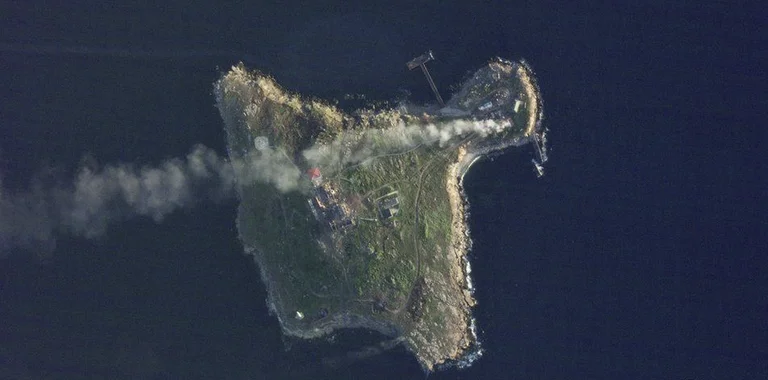 Russian forces return to Snake Island without success