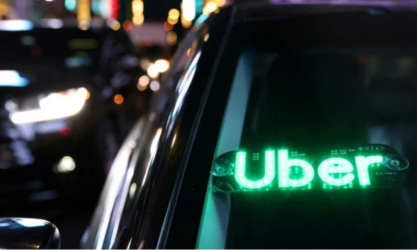 “Uber” scandale, c'est la personne qui a découvert les documents de l'entreprise