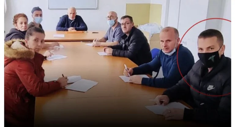 Specialist ímisterio: He took a professional exam at QKUKU, but doctors never heard of it