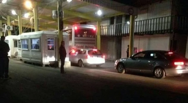 Pritje të gjata të mërgimtarëve nëpër pikat kufitare