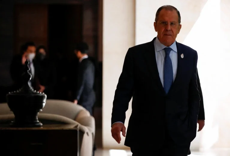 Lavrov ne supporte pas la critique : hors de la réunion du G20, elle se précipite