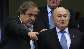 Dies ist die Entscheidung für den ehemaligen FIFA-Präsidenten Sepp Bable und ehemaligen U-Chef EFA, Michel Platini wegen Korruption