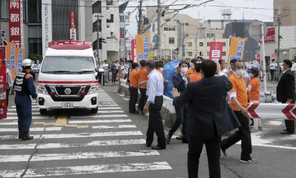 Following attack on Shinzo Abbes, incumbent Japanese prime minister takes additional security measures