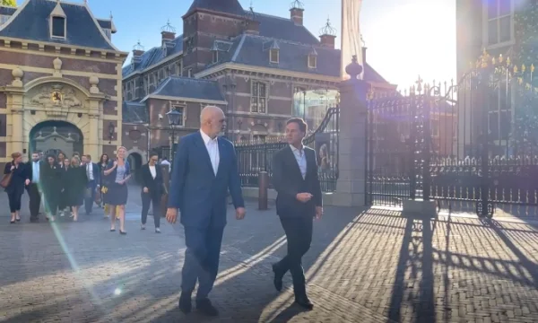 Il Gran Summit di ottobre, Rama e Rutte hanno presentato proposte per la vita della nuova comunità politica europea “