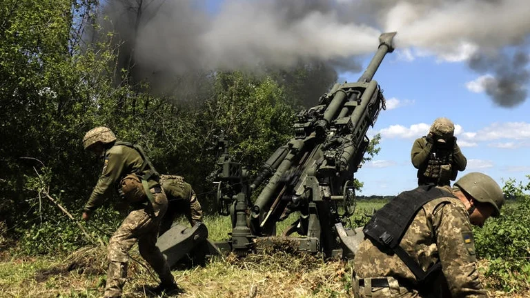 Ukraine faisant obstacle au progrès de la Russie à Donnetsk