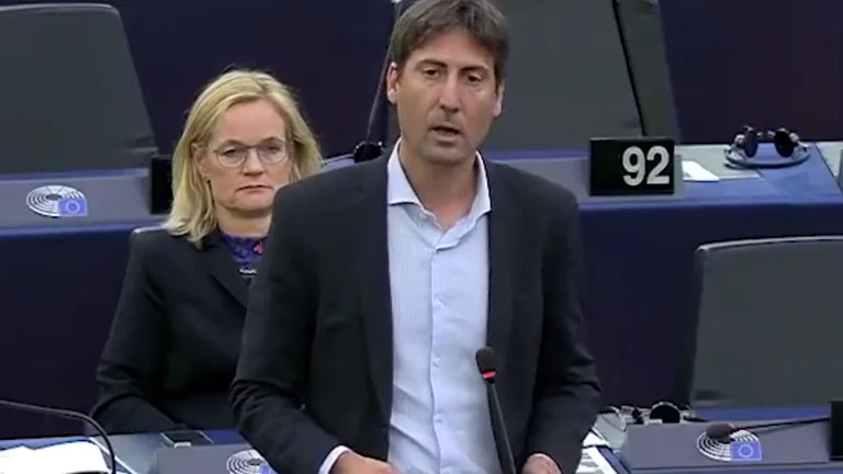 L'eurodépôt catalan : l'indépendance du Kosovo est irréversible