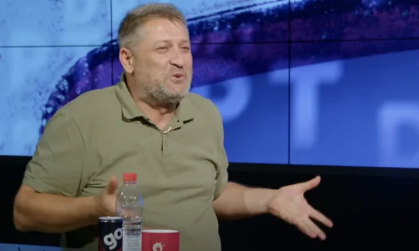 Zafir Berisha: No es noticia cuando Zafa se ve con un arma pero con un violín o flauta