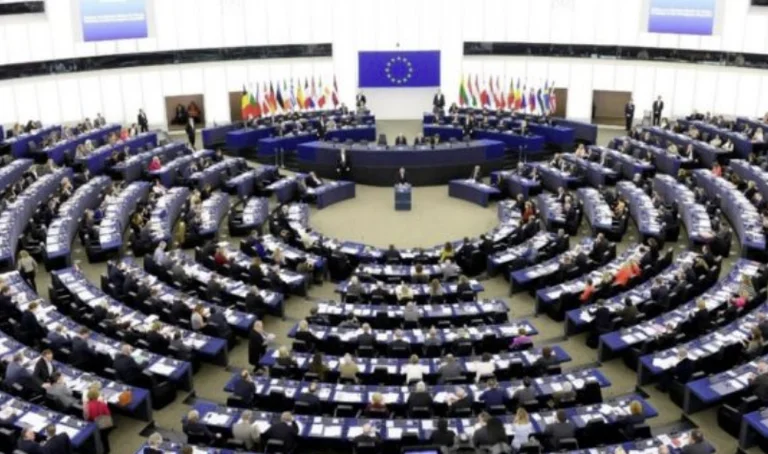 The EP votes the resolution on Kosovo presented by Von Cromon: The emphasis on visa liberalisation