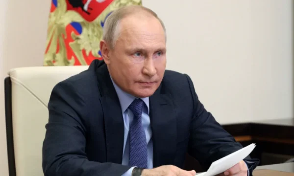 Rusi: Partia e Putinit drejt fitores bindëse, pretendohet se kishte mashtrime në vota