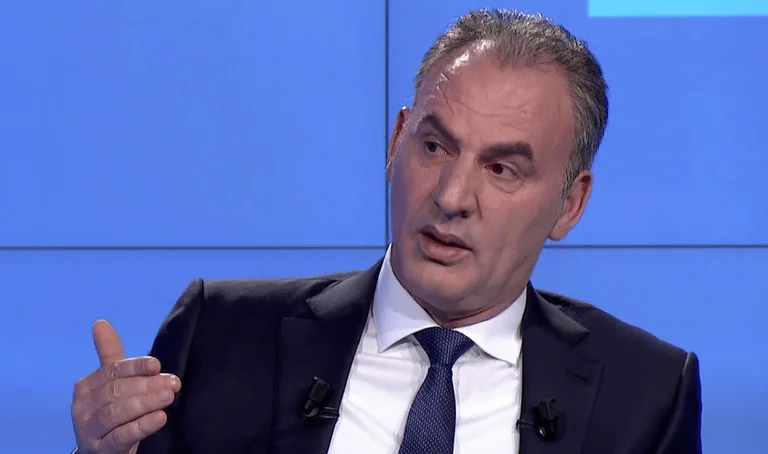 Limaj mohon të ketë aktakuzë ndaj tij: Kur ndërtohet një aktakuzë, përmenden shumë emra
