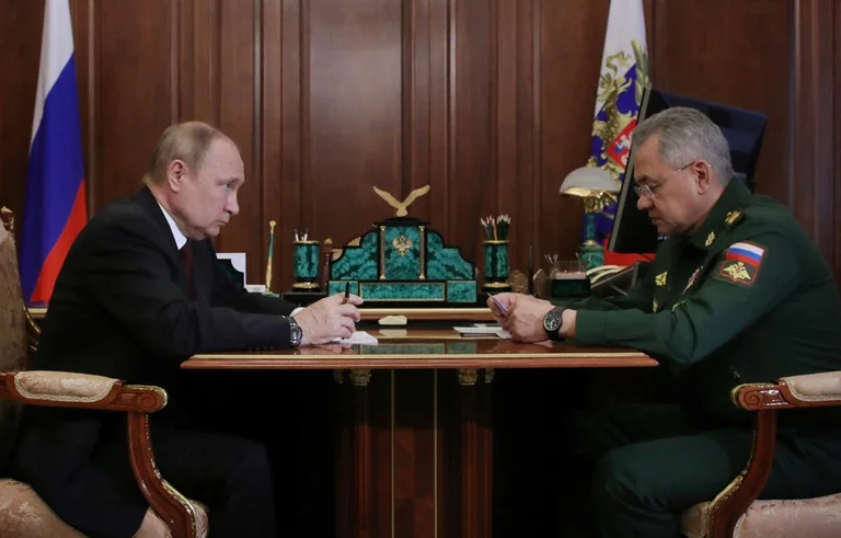 Putin si congratula con le sue truppe per il “crim