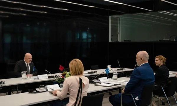 Rama se reúne hoy con los líderes del tribunal de La Haya, incluso con el primer ministro holandés Mark Rutte