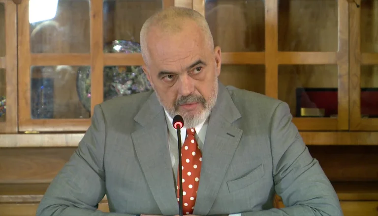 Refugjatët afganë në Shqipëri, Rama: Nuk po i marrim se na e kërkoi ShBA-ja