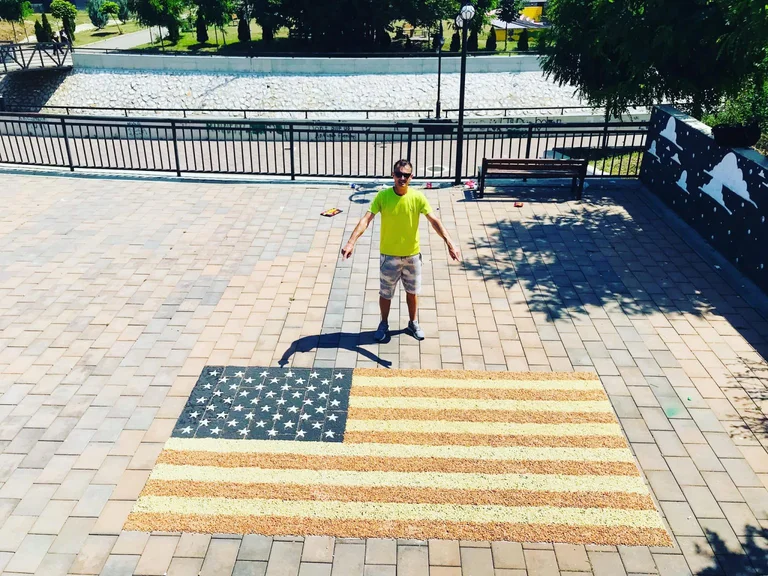 Guinness's Kosovo record Mosaike mit US-Flagge Getreide