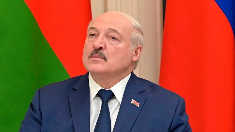 Loukachenko affirme que l'Ukraine a lancé des missiles en Biélorussie, preuves de spamp