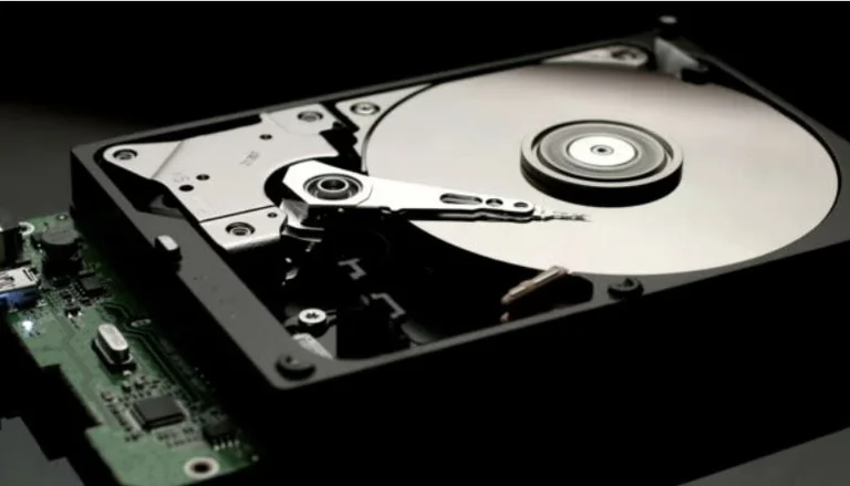Ukrainian troops find Russian hard drive with military data
