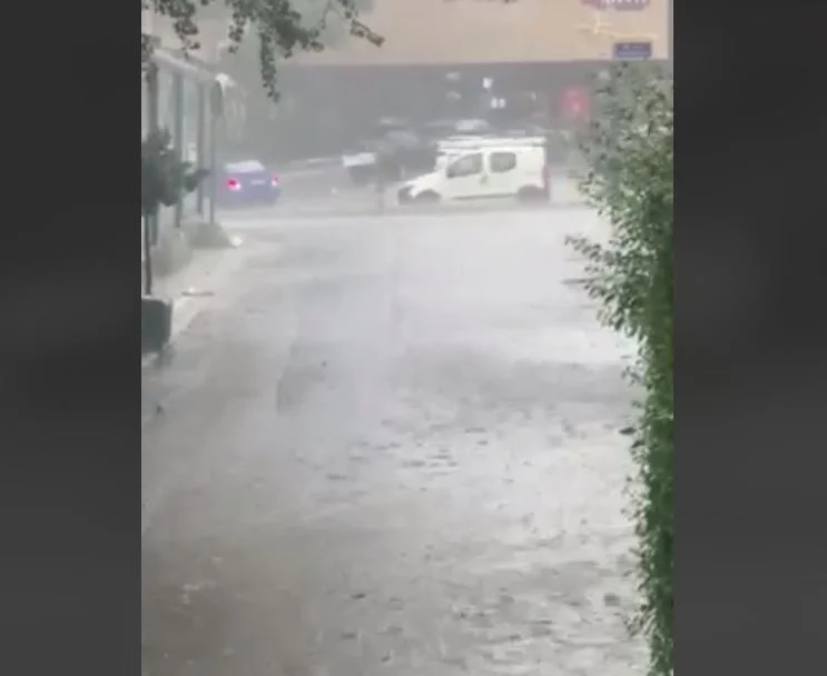 Powerful rain and corrosion risks in Pristina (VIDEO)