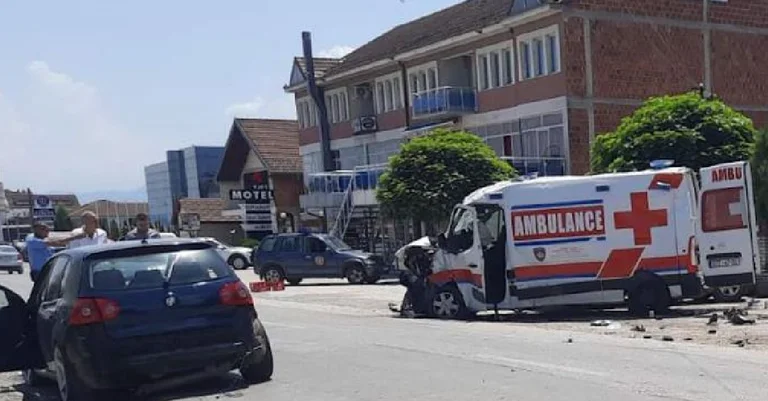 La vittima dell'incidente dell'ambulanza era un impiegato del KKMF a Gjakova