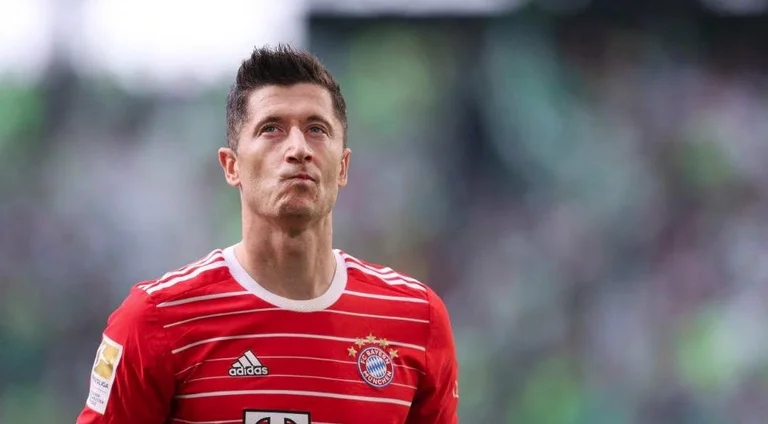 Bayerni a refusé la troisième offre de Barcelone pour Lewandowski